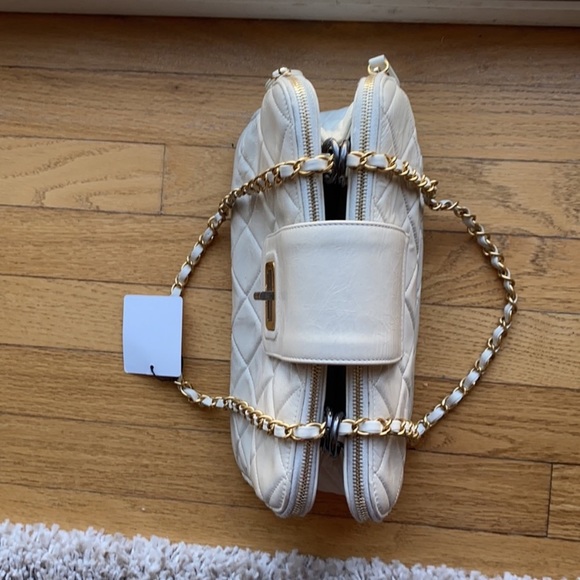 Chanel Reissue Quilted Accordion Flap Bag - Picture 8 of 16